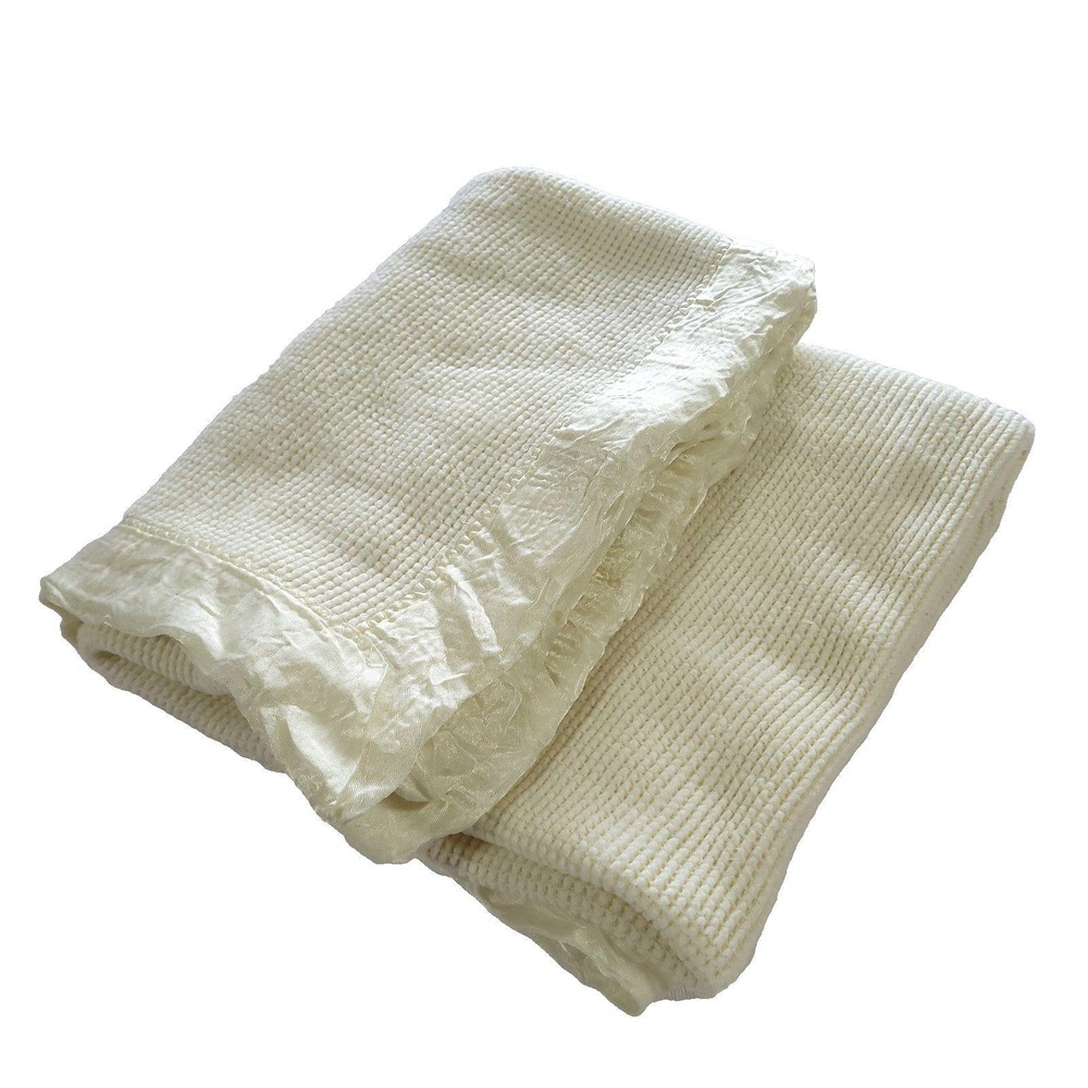 Vtg Baby Gordon Satin Trim Blanket yellow Waffle Knit all season 42" X 60"